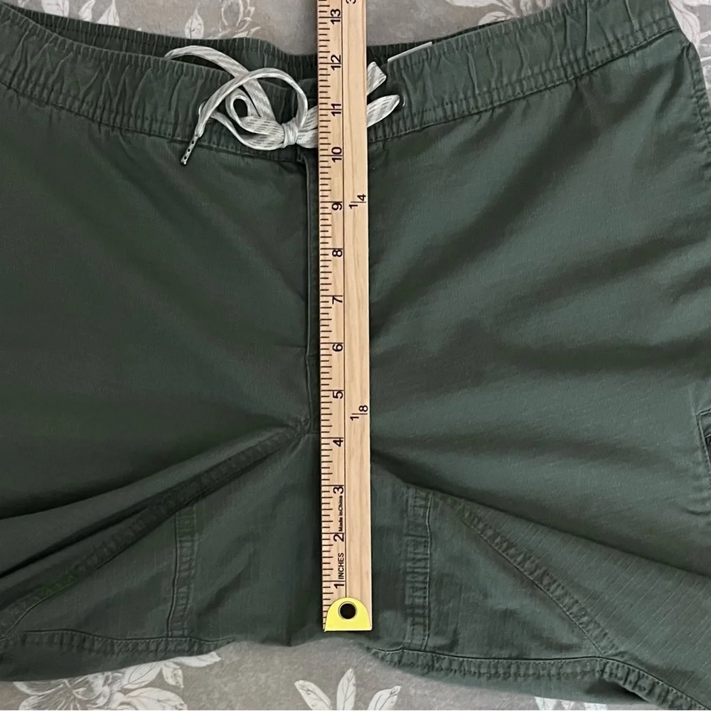 Vuori Mens Ripstop Pant SZ L Outdoor Gorpcore Oregano Army Green Hiking Climbing - Picture 10 of 16